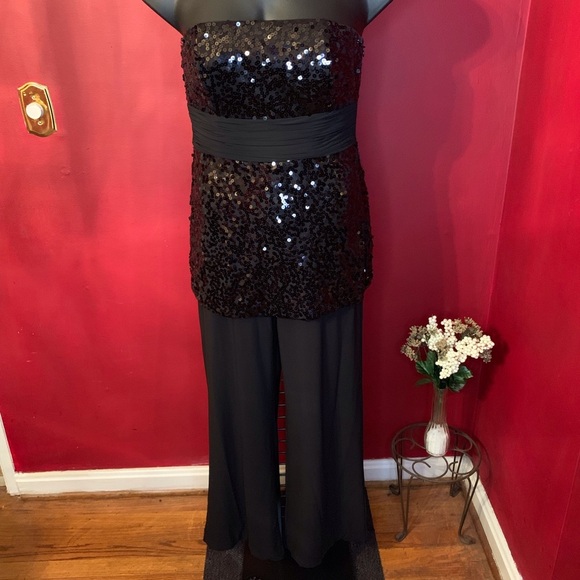 WHITE HOUSE BLACK MARKET SEQUIN JUMPER SIZE 8 - Picture 1 of 5
